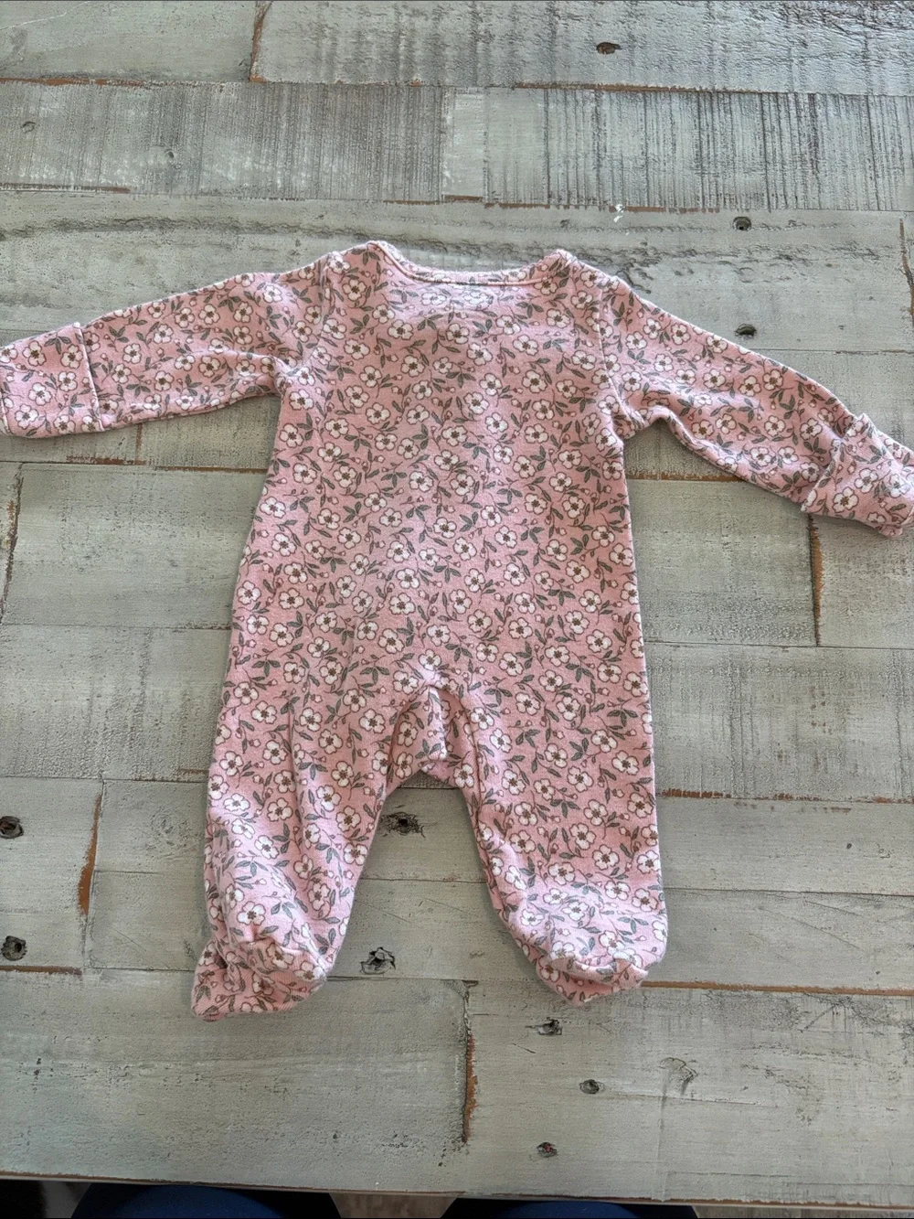 Carter’s Cozy Preemie 6 Piece Capsule Wardrobe Baby Clothes Bundle